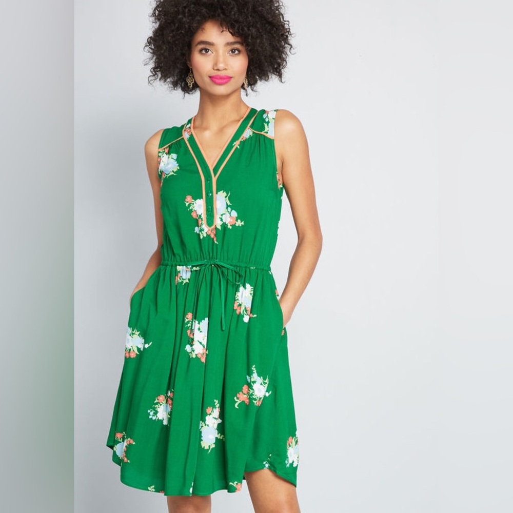 Modcloth Cafe au Soleil Dress Green Floral